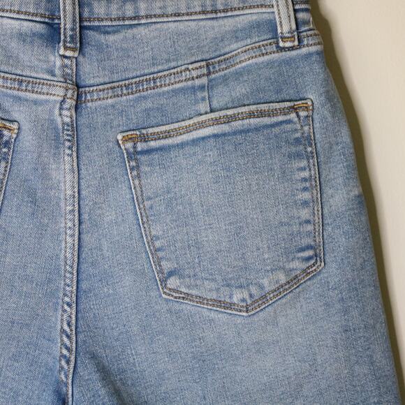 Juniors Distressed Light Blue High Rise Curvy Denim Shorts Size 5 - Picture 3 of 6